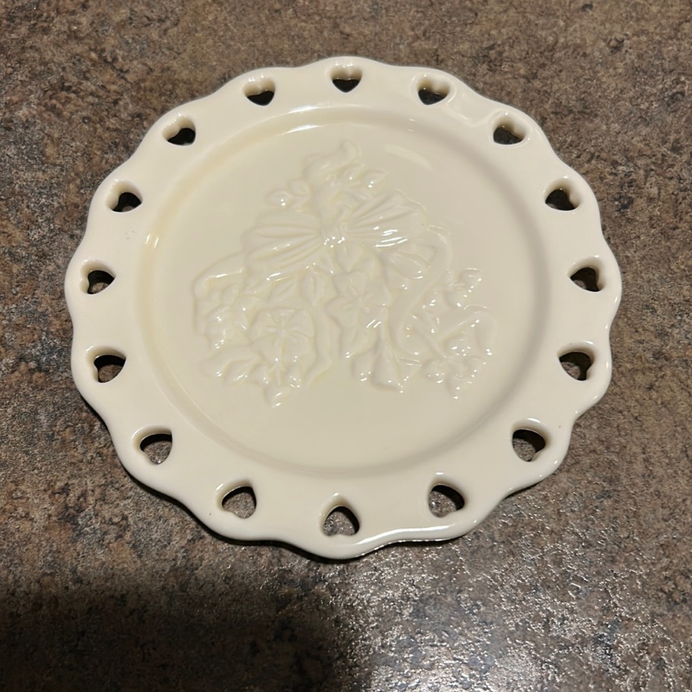 Longaberger Sweetest Heart Dish and Candle Plate, NEW